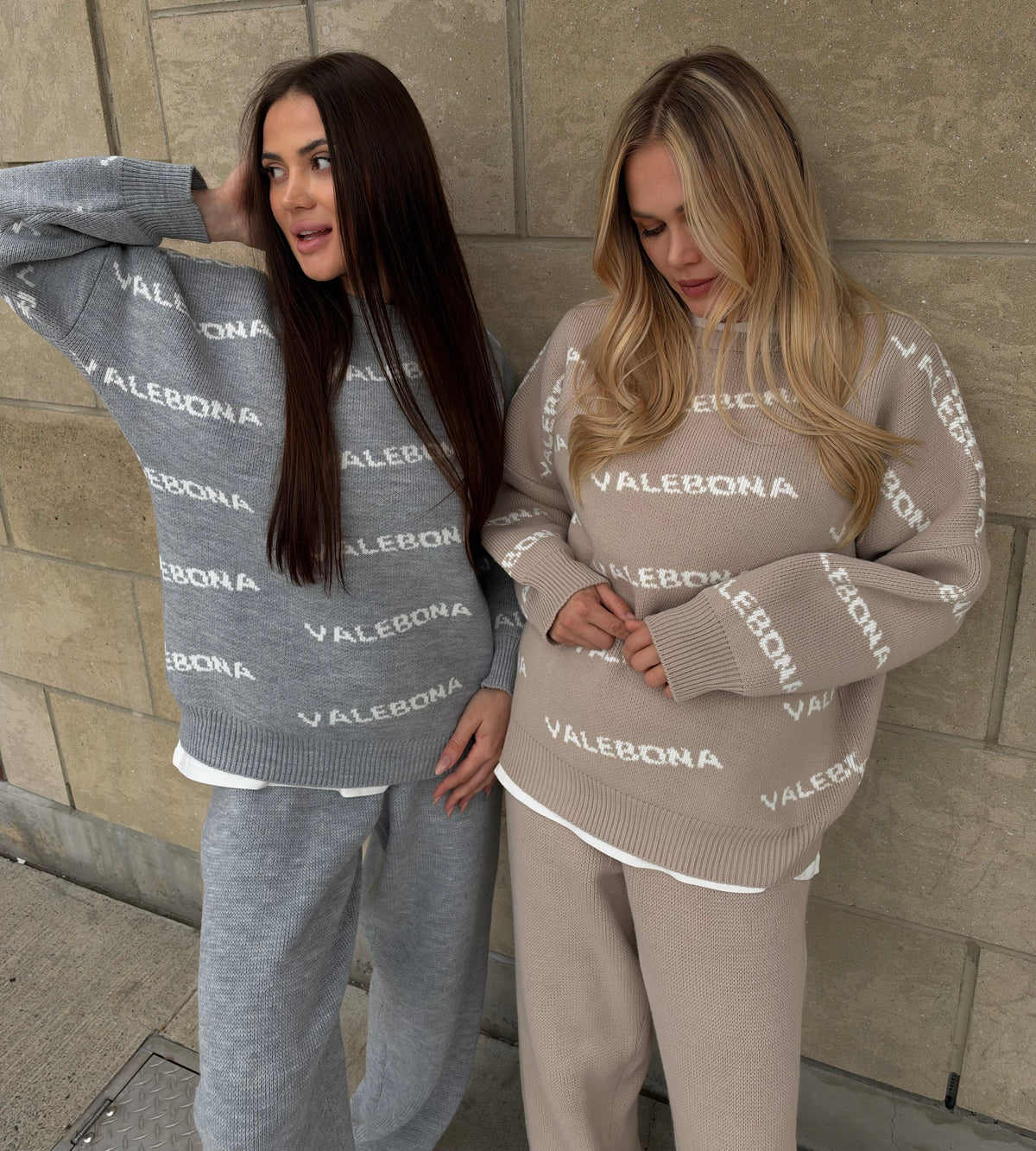 Signature Knit Set – Light Gray