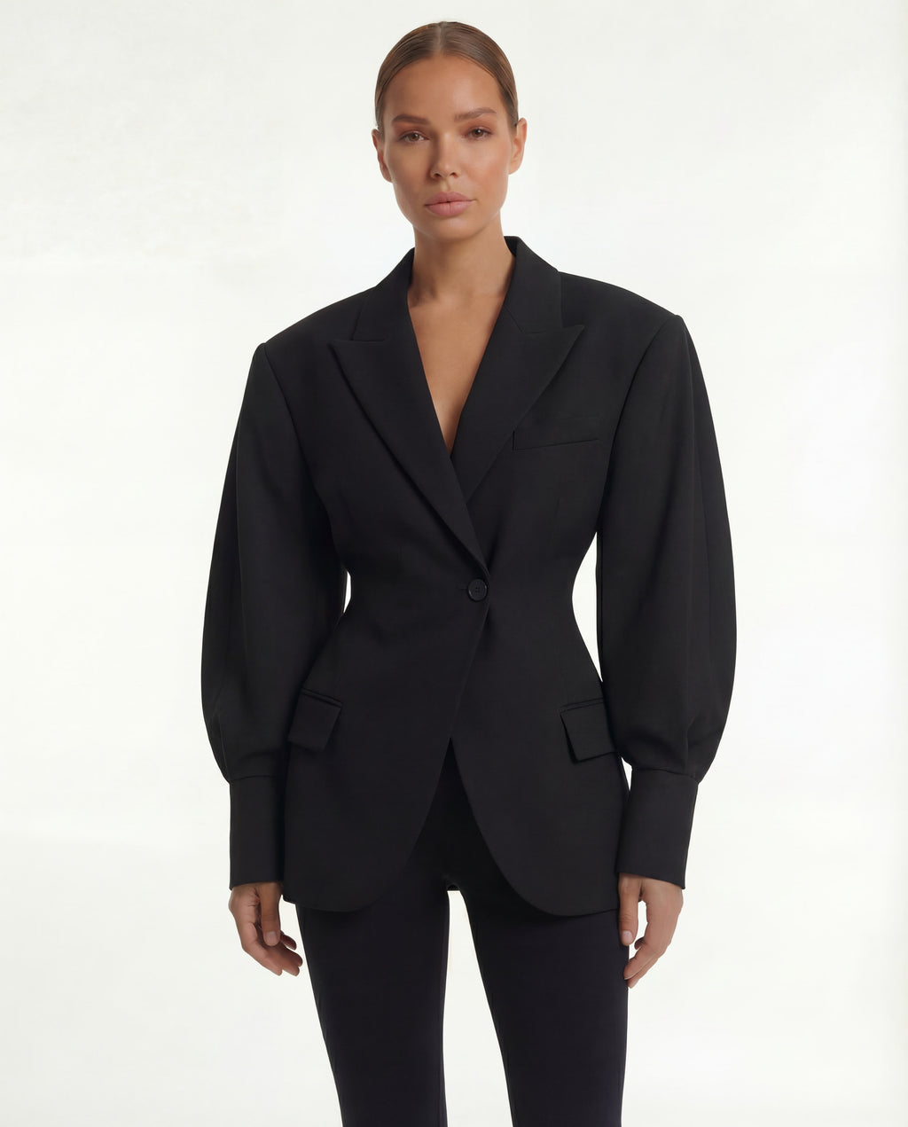 TAILORED FITTED BLAZER
