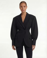 TAILORED FITTED BLAZER