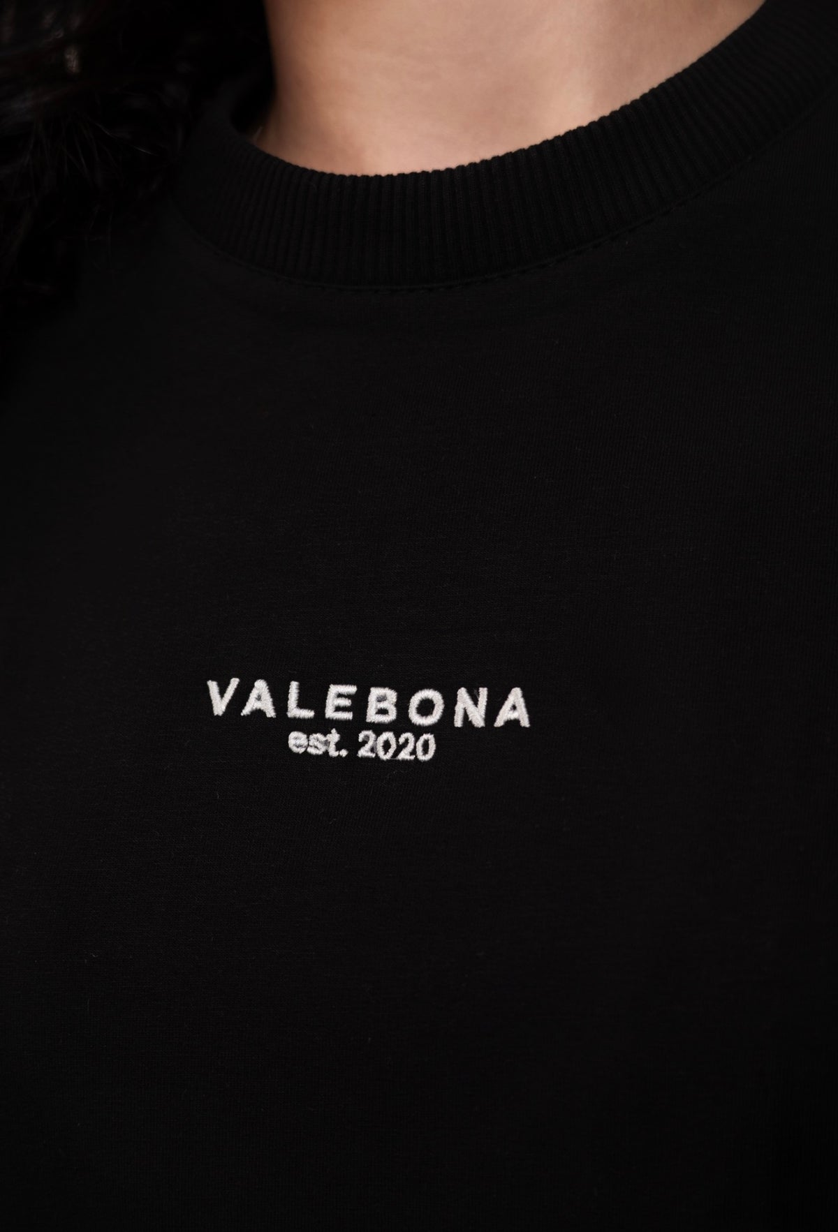 Base Long-Sleeve Black